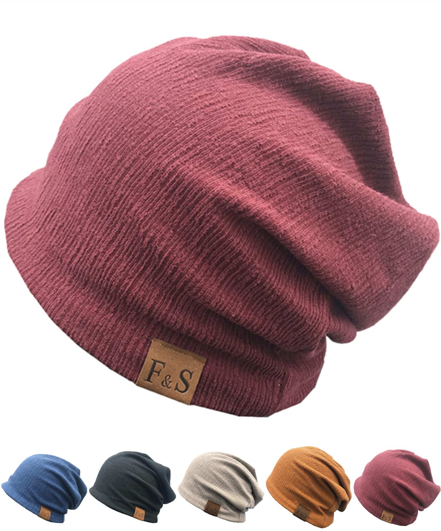 商品情報商品の説明主な仕様 【通気性抜群&お肌に優しい綿の帽子】：柔らかく気持ちの良い肌触りのコットンを使用したニット帽。通気性抜群で蒸れにくく快適な着用感。また天然繊維の綿を使用しているのでお肌の弱い方はもちろん、手術痕隠し、刺激に敏感な方の医療用帽子・ケア帽子としても最適なアイテムです。【締め付け感のないかぶり心地&携帯に便利】：ガーゼのような肌触りで通気性のある生地なので一年を通して使えます。柔らかくで伸縮性ばつぐん！締め付け感がなく、頭にフィットします！頭囲：約55-58cm。 小さく折り畳んで持ち運びに便利です。使わない時は服のポケットやコンパクトにバッグに収納できます。ちょっとしたお出かけ用、暖かい室内に入った時も邪魔にならずに大変便利です。【おしゃれな着こなしポイント】：ニット帽はキャップほどカジュアルにならず、ハットほどキメすぎにならない。 このアイテムは男女兼用。 帽子としてかぶる場合、女性は基本的前髪は出してかぶってみるのがおすすめ。 男性の場合は髪の毛をしまっておいてもしっかりとはまります。 あまり深くかぶりすぎないのがポイント。 特に丸顔の男性がニット帽を深くかぶると、顔の丸みが強調され幼く見えすぎてしまう。【男女兼用&様々なシーンで活用できます】：選べるA/B/Cの3タイプ。フリーサイズで老若男女の幅広い方ご使用いただけます。ちょっと出かけるはもちろん、普段使いなどにも、色々なコーディネートに合わせて着用してみてください。夏はもちろん、春や秋にも使えるオールシーズンタイプです。【オールシーズンOK】：コットン素材を採用し、柔らかい肌触り。オールシーズンに使えます。外出用、室内用、抗がん剤／医療用帽子として幅広くご利用いただけます。 小さくて持ち運びもできる、旅行や、BBQ、登山などのアウトドアシーンでも大活躍します。紫外線対策にもオススメ。