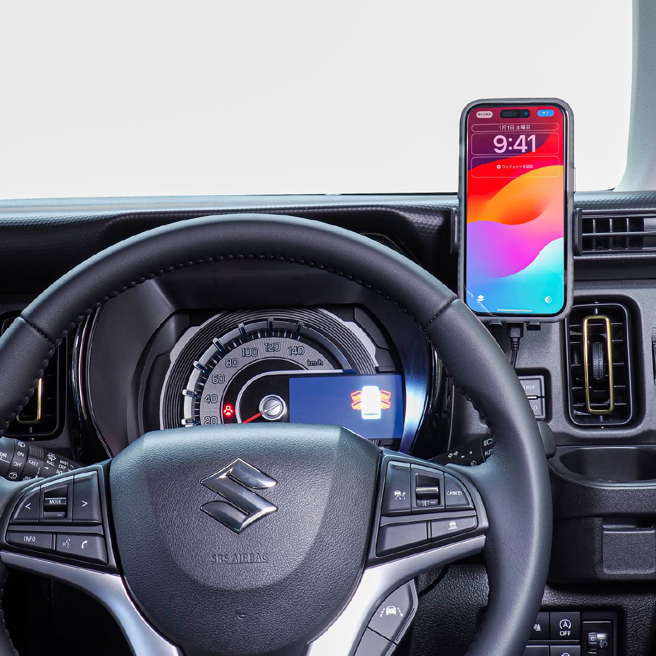 【送料無料】ビートソニック スズキ ハスラー用スマホスタンド 色：シルバー、サイズ：BSA25A ワイヤレ..