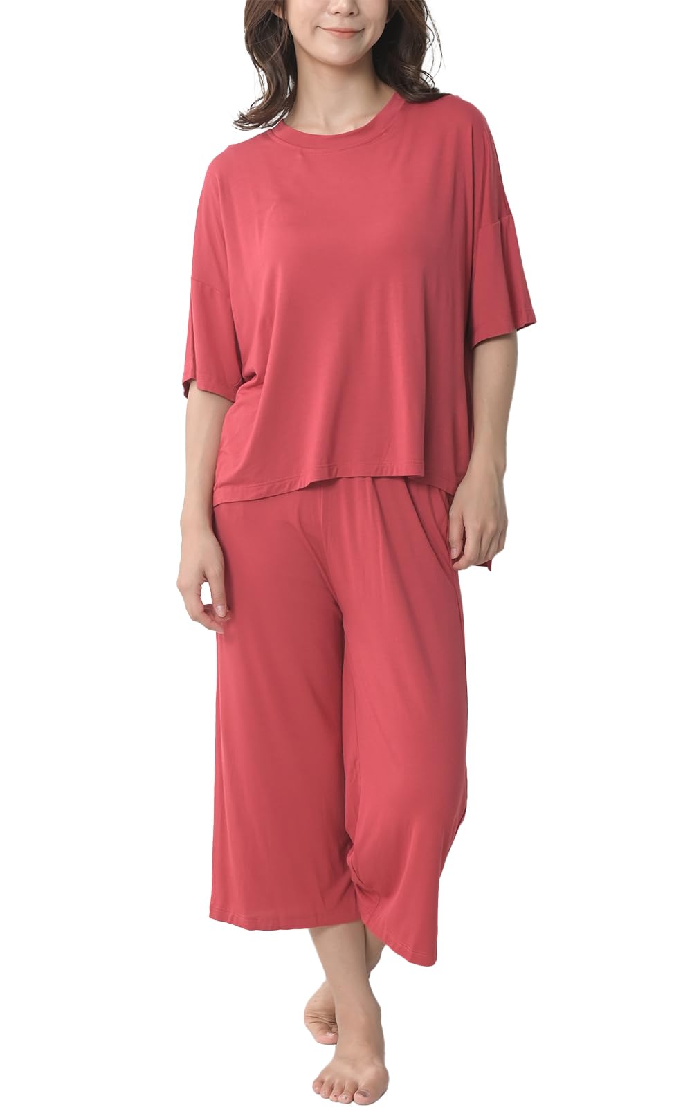 【送料無料】[JANJAM] 大きいサイズ レディース 上下セットアップ カップ付きTシャツ 7分丈パンツ ルームウェア 2点セット 色：スモーキーレッド、サイズ：L