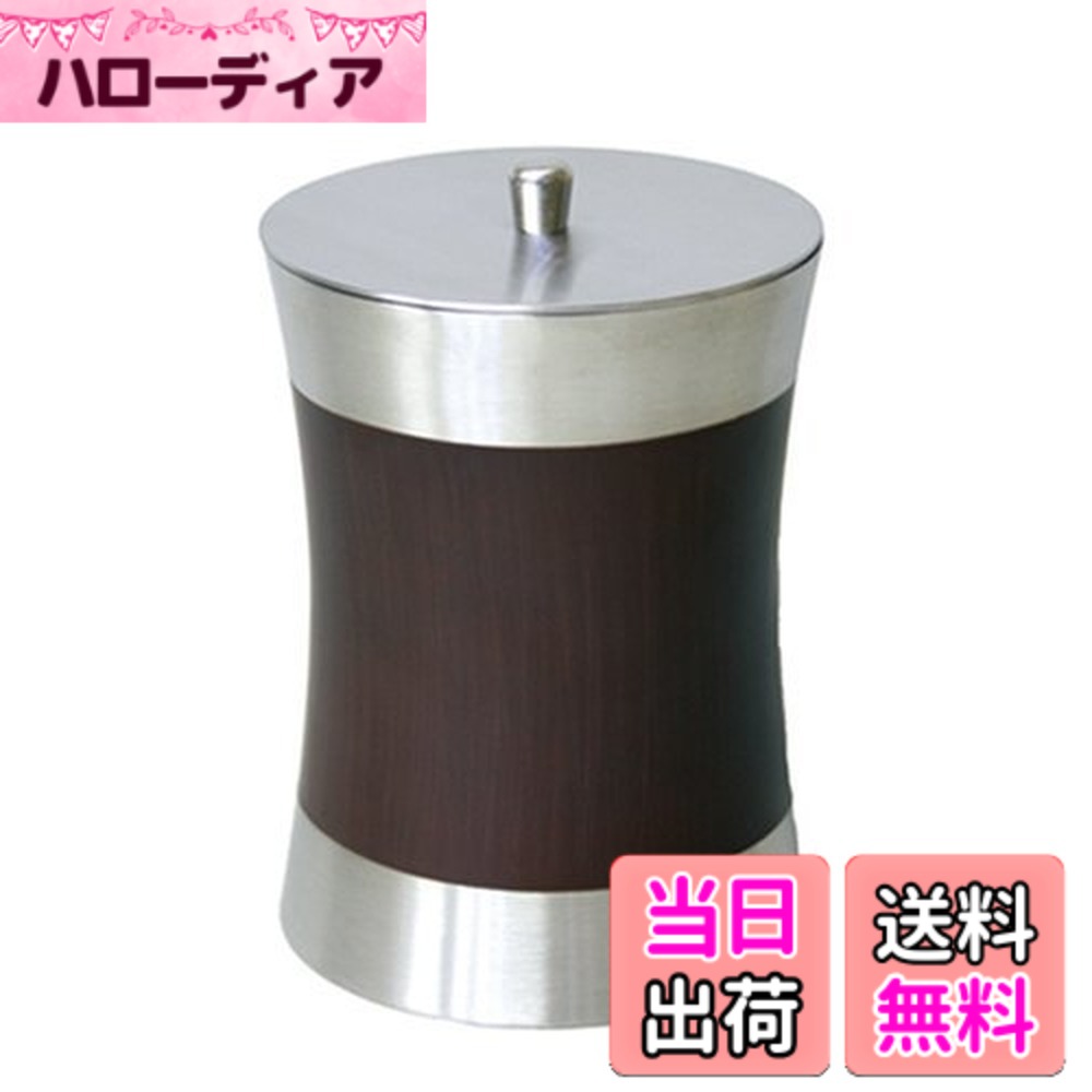 商品情報商品の説明商品紹介 マットなステンレスにウッド調の塗装を組み合わせた、リッチな質感が魅力の「スプールウッド」シリーズ。 無駄を省いた存在感あるデザインのステンレス製ごみ箱です。厚みのある素材から作られており耐久性に優れ、汚れやすいごみ箱もふき取るだけで清潔に保てます。 ●木目調がアクセントのスプールウッドシリーズ ●スッキリしたデザインのダストボックス主な仕様 サイズ:φ120x175mmbr本体重量:486gbr材質:18-8ステンレスエナメル塗装、亜鉛合金ニッケルメッキ原産国:中国