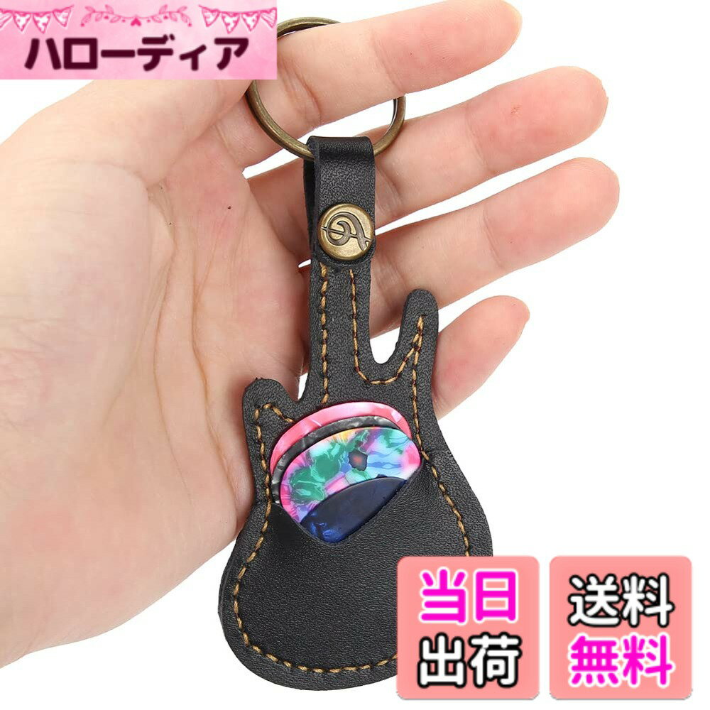 商品情報商品の説明主な仕様 【完璧なギターピック収納ツール】このギターピックバッグは、ピックをきちんと収納するための理想的なツールです。ギタリストはしばしばピックを紛失しがちですが、このバッグを使用することで、いつでも必要なピックを手元に保つことができます。特に演奏中にピックを探す手間が省けるため、演奏の集中力を高めることができます。【ポータブルデザイン】このバッグは非常に軽量でポータブルな設計になっています。キーチェーンに簡単に取り付けることができ、持ち運びも楽々です。常にギターピックを携帯できるため、いつでもどこでも演奏を楽しむことができます。ライフスタイルに合わせた便利なアイテムとして、音楽愛好者にとって非常に役立ちます。【高品質なレザー素材】このギターピックバッグは、上質なレザーで作られており、手触りがとても良く、使うたびに心地よさを感じることができます。レザー素材は耐久性が高く、長い間使用しても魅力が失われません。高級感のあるデザインは、楽器との相性も良く、見た目にも満足感を与えてくれます。【二つのカラーバリエーション】このバッグは、異なるニーズに応じた二つのカラーが展開されています。シンプルなデザインながら、選べるカラーで個性を表現することができます。お好みや気分に合わせて選ぶことができるので、プレゼントとしても喜ばれるアイテムです。他のアクセサリーともコーディネートしやすいのが魅力です。【演奏シーンでの利便性】このギターピックバッグは、演奏中の利便性を考えた設計です。ピックがすぐに取り出せるため、演奏の途中で手間取ることがありません。安定して保管できるため、ピックを使う際のストレスを軽減し、演奏に没頭できます。音楽を愛するすべてのプレイヤーにとって、便利で実用的なアイテムです。