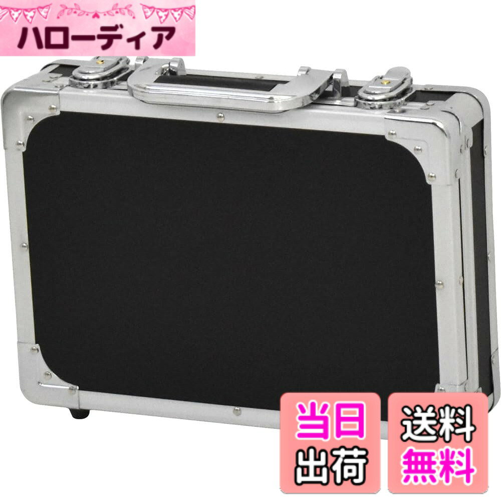 商品情報商品の説明商品紹介 対応機種 Boss / TWIN PEDAL ZOOM / G1N、G1XN、G3 DigiTech / RP55、RP255 etc… ご注意（免責）＞必ずお読みください メーカーの意匠変更等により、寸法が若干変更となる場合がございます。主な仕様 コンパクトエフェクター・マルチエフェクター・MTRやその他機材などを収納し、持ち運びやセッティング時が可能。ハード素材で衝撃に強く、収納した機材を守ります。内寸(幅 x 奥行 x 上蓋+ボード) : 320 x 220 x 35+20mmbrカラー : ブラックメーカー側の意匠変更により、予告なく外観上のデザイン・カラー・仕様等が変わる場合がございます。
