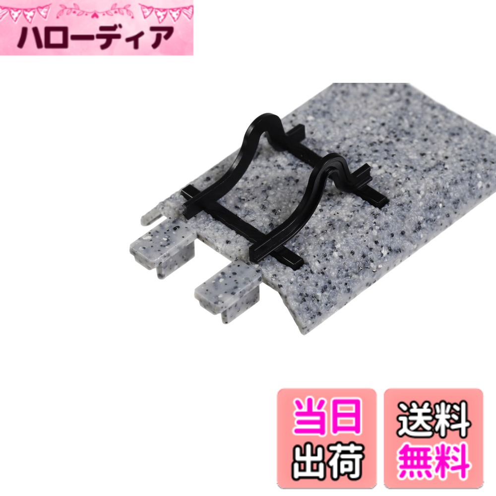 商品情報商品の説明レールを上下に捻り曲線の山をつけた簡易的な外観と構造が印象的な車止め線路。 速度の低い駅構内側線や、ローカル線などの車両 (編成)規模の小さい路線、保線区ではお馴染みのものです。 車止めの手前に緩衝用の枕木を置いたり、終端部の手前のレールを覆うようにバラストを盛った姿も見られました。 ローカル線の起終点駅や、引き込み線・機関区・ヤードの表現をする上で欠かせない製品です。 思い出に残るかつての情景や、今を行く地方の鉄道の情緒あふれる姿の再現に良いアクセントです。 主な仕様 完成品で、外観は通常の木枕木線路 (バラスト道床)で設定。車止め線路本体の線路部分は黒の成形色。付属の車止め標識は板状の物を新規に製作、また車止め部の手前に設置する緩衝用枕木も付属。ジョイナー部は道床と一体となっており、ユニジョイナーを外したレールの先に取り付ける形になります。