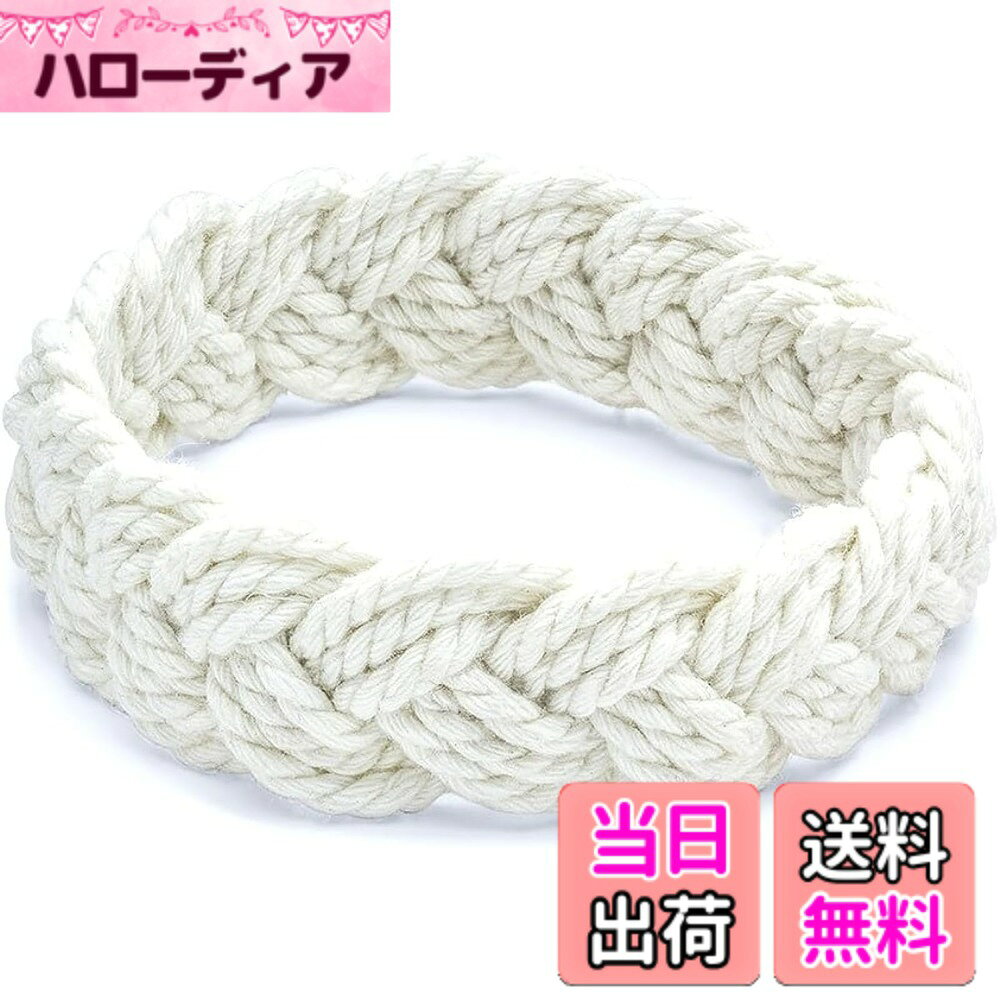 商品情報商品の説明説明 船員たちは古くから、船上のロープを使ってブレスレットを手作りし、海上での安全と幸運を愛する人への願いとして贈ってきました。この伝統的なブレスレットを身につけることで、船乗りの愛と保護を感じていただけるでしょう。特に水中で着用すると、ブレスレットは縮み込み、ぴったりと手首にフィットします。幸運と保護のシンボルとして、大切な人への贈り物としても最適です。主な仕様 サイズ：腕周り約20cm（8インチ）材質：コットン100％
