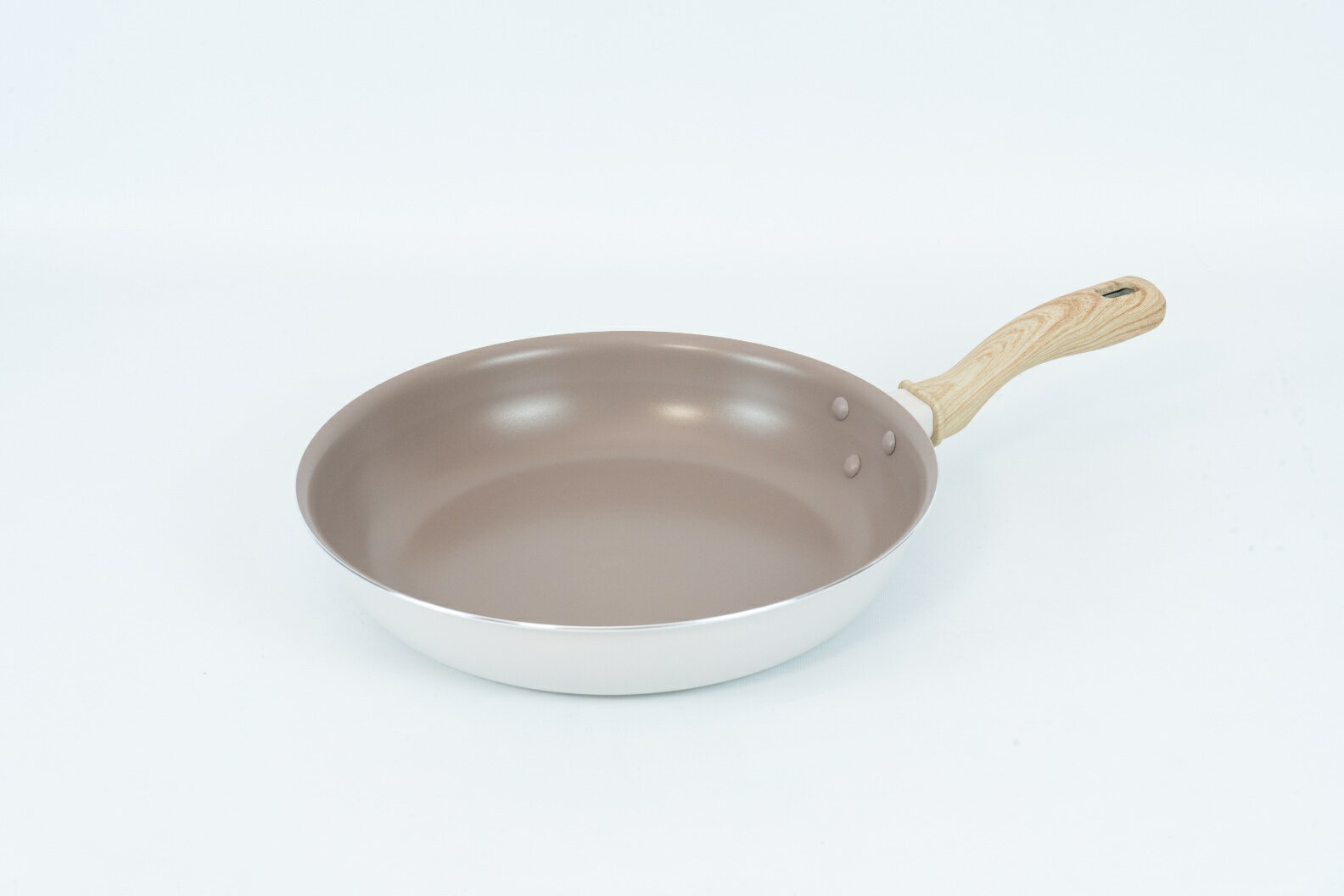 和平 するりんぱNEO IH対応 フライパン 26cm RB-3688 【ガス IH対応 ふっ素樹脂加工 くっつきにくい フッ素コーティング 軽量 つるつる 白 おしゃれ かわいい 洗いやすい PFOA フリー】