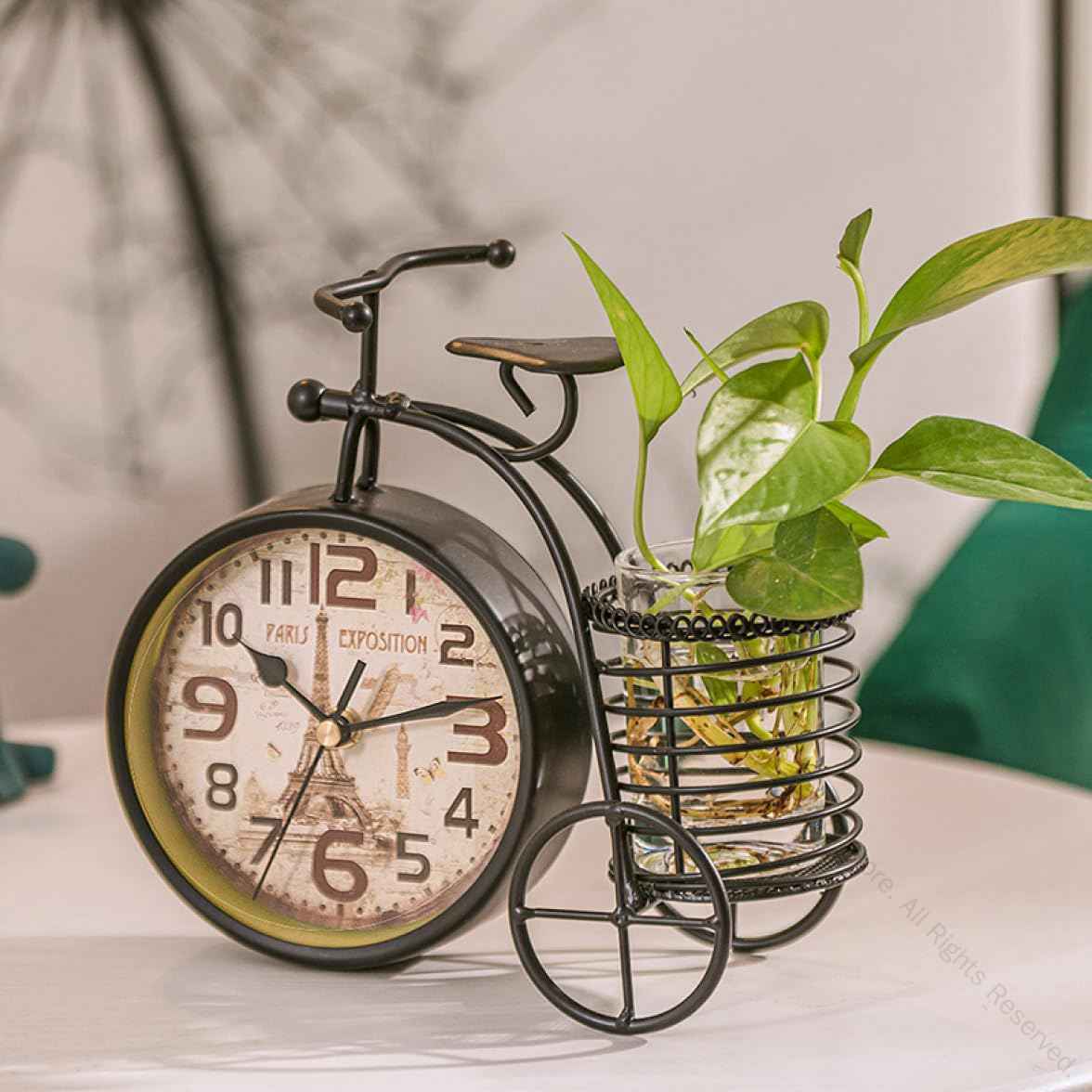 時計 置き時計 インテリア雑貨 デジタル置時計 置物 電池式 ベッドルーム 寝室 リビング テーブル用 ス..