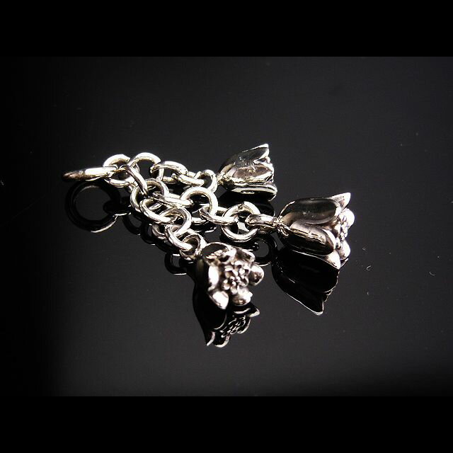 樂天商城 - 揺れる三輪の花ノペンダントトップ☆ペンダントトップ/シルバー925/フラワーペンダント/