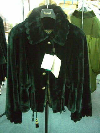 樂天商城 - イタリアブランド アクリル素材 フェイク ファー ジャケット ブラック 送料無料 レディース ギフト プレゼント