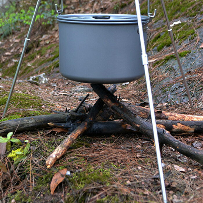 【最大400円OFFクーポン配布中】トライポッド CLS 焚き火三脚 キャンプ 用品 グリル 薪グリル 3段折り 高さ調節可能 アウトドア 最大耐重量15KG通販格安セール情報 楽天 通販