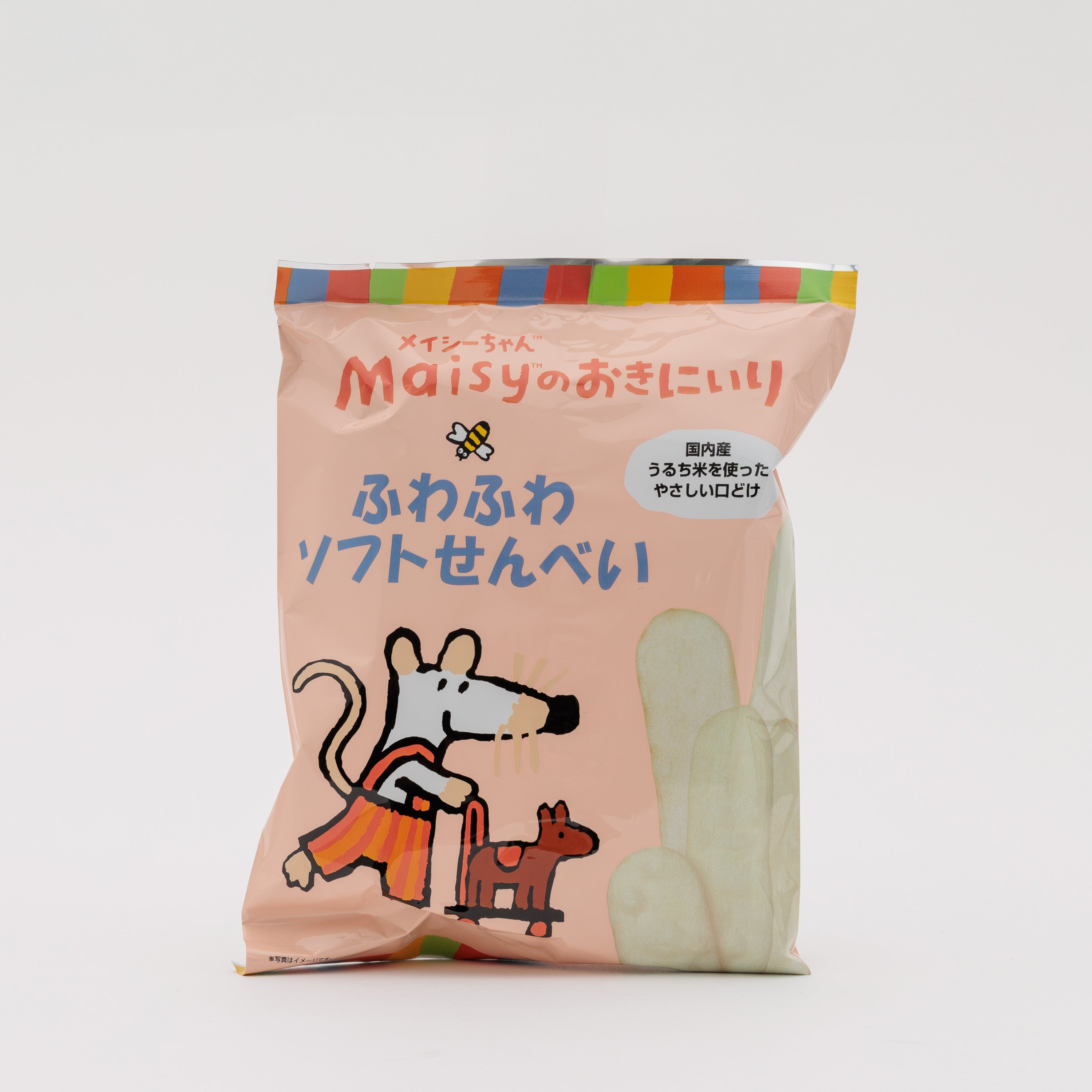 ○メイシーちゃんのおきにいりシリーズは原材料のもつ自然なおいしさにこだわりました。 ○澱粉を使わずお米を主原料に作りあげた、ふんわり口どけのよいおせんべいです。 ○国内産水稲うるち米、砂糖は北海道産てんさい糖、食塩はニガリを含んだ海水塩を使用。 ○手に握りやすいスティックタイプ。 ○かわいいメイシーちゃんのイラストのついた個包装に2枚ずつ入っています。 ○メイシーちゃんといっしょに楽しいおやつタイム！ ○対象年齢（目安）：8か月頃から 商品説明 原材料 水稲うるち米（富山、岐阜、愛知、秋田、新潟、栃木、山形）、砂糖（てんさい（北海道））、食塩（徳島） 賞味期限製造日より360日 内容量46g ブランド名創健社