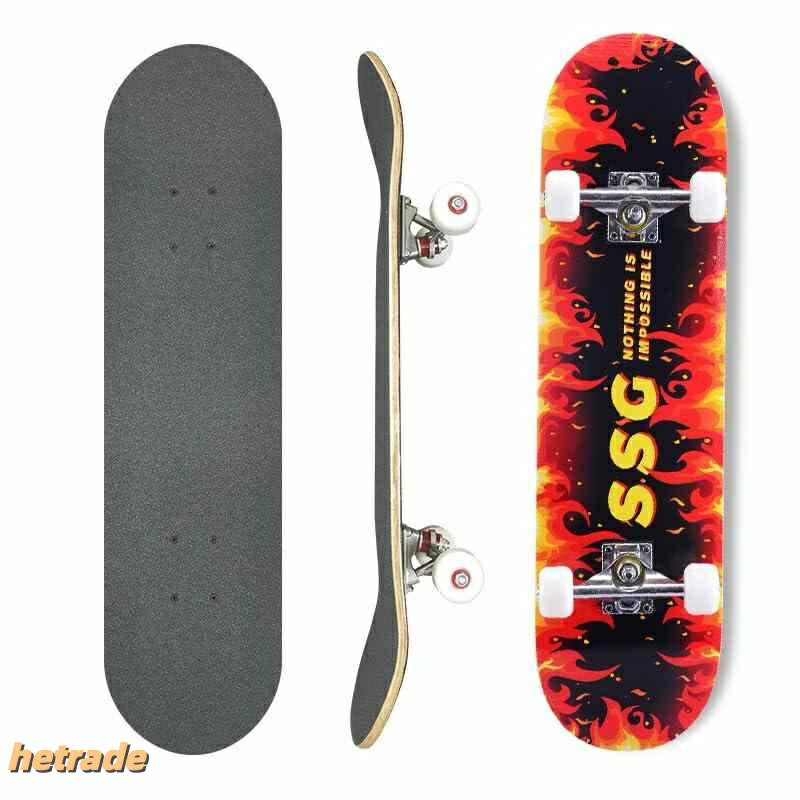 スケボー 子供 初心者 スケートボード 31x8インチ skateboard コンプリート 完成品 7層カナディアンメープル製 ダブルキック 若者 キッズ こどもの日 誕生日 プレゼント7層のメープルで加工されデッキの表面には滑り止めがあるので、耐久性、安全性を持っている、大人でも子供でも使えます。7層のメープルで加工されます、正面のデッキテープは滑り止めだけでなく、防水もでき、長く使用しても脱落しません。簡単に制御する:PUブッシングと一致する耐衝撃性54mm 95AハイリバウンドPUカーラインホイールと炭素鋼高速ミュートA-9ベアリングを装備し、滑らかで耐摩耗性があり、スケート中に安定した強力なグリップを提供します。荒れた地面でも、すべての滑らかな表面に適しています。素晴らしいスケート体験をお楽しみください。難しいスタント:高摩擦と強力な滑り止めを提供する防水性と高品質のサンドペーパーを装備し、クラシックなダブルキック凹面デザインと一致するエーサンドペーパーは、安全体験とより良いコントロールを提供し、より多くのトリックを簡単に学ぶのにも役立ちます。組み立ては必要完全に取り付けられたスケートボードが付属しています。スケートボードを受け取った後、遊んで楽しんでください。デックの表には滑り止めがあるので、安全性を持っている、大人は子供でも使える最大150kgの耐荷重サポート。サポート。 人気スポーツ優れた性能は日常に練習に満足され、初めてスケボーとしてもおすすめします。初心者に向けスケートボードは今流行のスポーツです。青春の情熱を感じるだけではなく、集中力や平衡感覚を育成することができます。スケートボードは子供に人気があり、誕生日やクリスマスのプレゼントとしては完璧な選択地です。スケボー 子供 初心者 スケートボード スポーツ アウトドア 続々入荷中 G紅火 wolf アイスクリーム楽園 クラゲ ライオン 人気カラー子供時代 可愛いハンバーグ 可愛い以ちゃん 自転車 虎