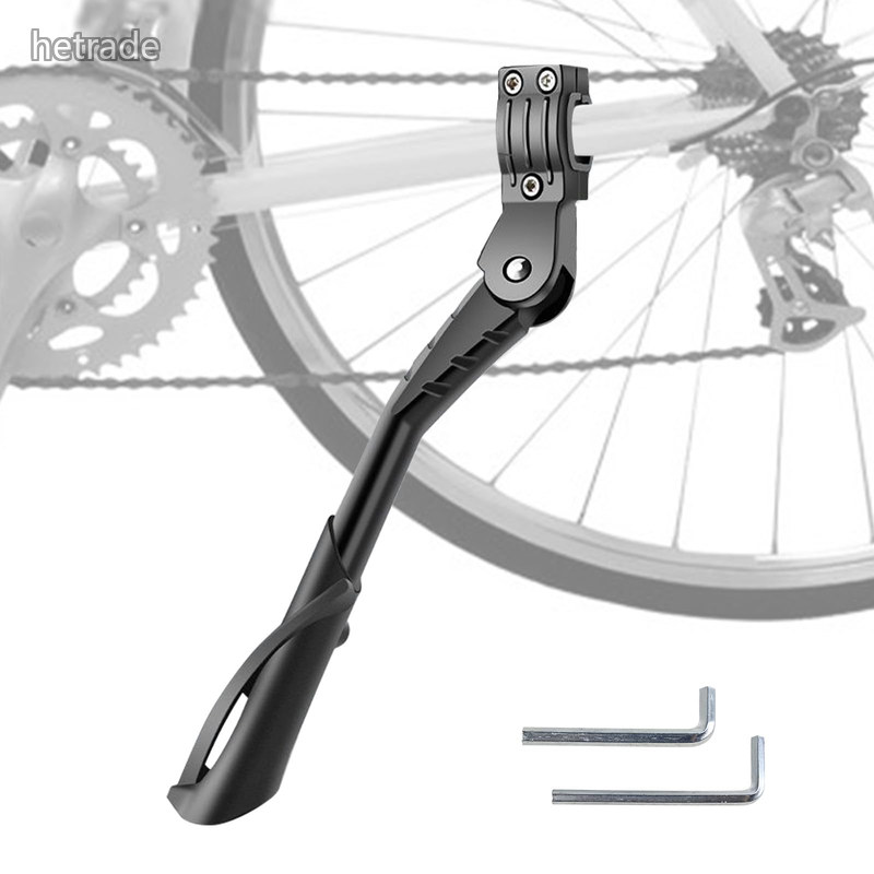 [24"-29"の自転車に対応]: マウンテンバイク、ロードバイク、シティコミューター、スポーツバイク、キッズバイクなど、ほとんどの24インチから29インチの自転車にフィットするキックスタンド。451C、650C、700Cホイールモデルに適合。[ 調整可能な長さ]: 自転車キックスタンドの長さは13.8"-15.7 "に調整することができ、六角レンチを使用して、自転車キックスタンドの長さを調整するために、中央の位置でネジを緩めたり締めたりすることができます。[頑丈なキックスタンド]: 自転車キックスタンドは高品質のアルミニウム合金製で、防水性、防錆性、耐摩耗性、耐久性に優れ、頻繁な使用に耐えます。すぐに摩耗したり破損したりする心配はありません。[滑り止めの足]: 自転車キックスタンドは、より広く、より大きなフットカバーで設計されており、ドット滑り止め底面は優れたグリップを提供し、様々な表面で自転車をしっかりと固定し、滑りや滑りを防ぐのに役立ちます。[取り付けが簡単]: キックスタンドの取り付けは簡単で、付属の5mm六角レンチで上部のネジを緩め、適切な位置を選んでキックスタンドを取り付け、4mm六角レンチでキックスタンドの長さを調整して完成です。自転車 キックスタンド 長さ調節可能