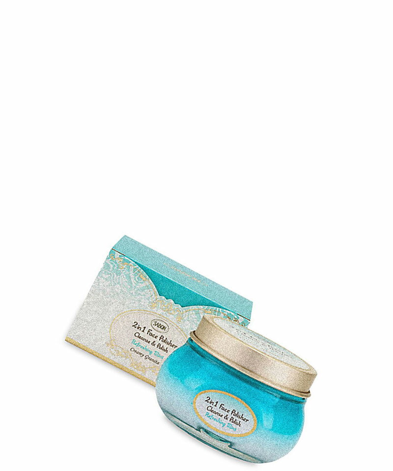 商品詳細 ブランド名SABON（SABON） 商品名フェイスポリッシャーN　リフレッシング　（125mL） 内容量125mL／フェイスウォッシュ（スクラブ） 商品説明洗顔と角質ケアを同時に目指す、泡立て不要の2in1スクラブ洗顔。汚れや古い角質を落とし、透明感※1のある、毛穴の目立ちにくい※2のツヤ肌に磨き上げます。ホイップのようななめらかなクリームに浮かぶのは、植物由来のホホバエステル※3とセルロース※4によるスクラブ。丸く加工されていることで肌あたりがやさしく、肌の上をすべるようにして古い角質や毛穴の汚れをやさしく取り除きます。ミントウォーター※5配合で、肌にみずみずしいうるおいを与え、水分・油分バランスを整え、さらりとした質感へ導きます。ミントエッセンシャルオイル※6配合で、爽快感のある香りで清涼感をもたらします。すっきりしたい朝の洗顔や、べたつきが気になるときにおすすめです。※1：古い角質や肌の汚れを落とすことによる※2：毛穴汚れを落とすことによる※3：ホホバエステル（洗浄補助）※4：セルロース（洗浄補助）※5：ハッカ水（保湿）※6：セイヨウハッカ油（保湿） 商品区分化粧品
