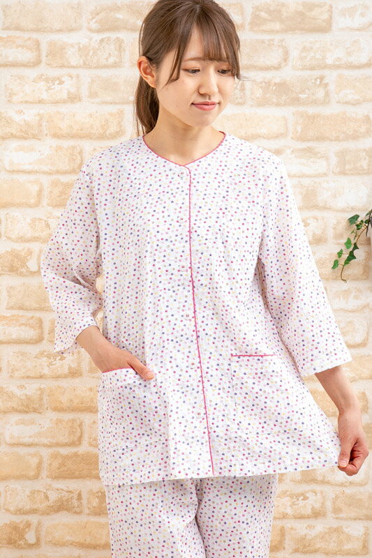 肌に優しい綿100％　軽くて柔らかく涼しいシワ加工生地 パジャマ レディース　前開き　七分袖八分パン