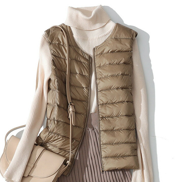 ダウンベスト キルティングベスト レディース ライトダウンベスト ライトダウン ノーカラー インナーダウン アウター 軽い 暖か あたたかい 防寒 薄い 無地 シンプル ショート丈 収納袋 ポーチ付き コンパクト 秋 冬 春 送料無料