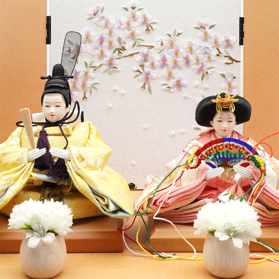 ハローガーデンの久月作 束帯親王飾り 刺繍小桜 収納台セット　雛人形/ひな人形/おひなさま/コンパクト/雛祭り/節句/女の子/人形の久月｜アングル3