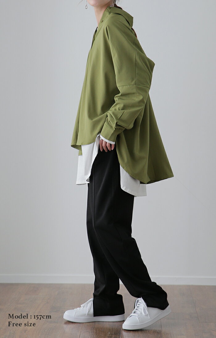 舞う ドレープ オーバー フレア トップス ブラウス レディース 襟 前開き ドロップショルダー 体型カバー 大きいサイズ お尻が隠れる オーバーサイズ 長袖 ドルマン アシメ チュニック きれいめ オフィス ビッグ 無地 黒 春 夏 HUG.U - Image 3