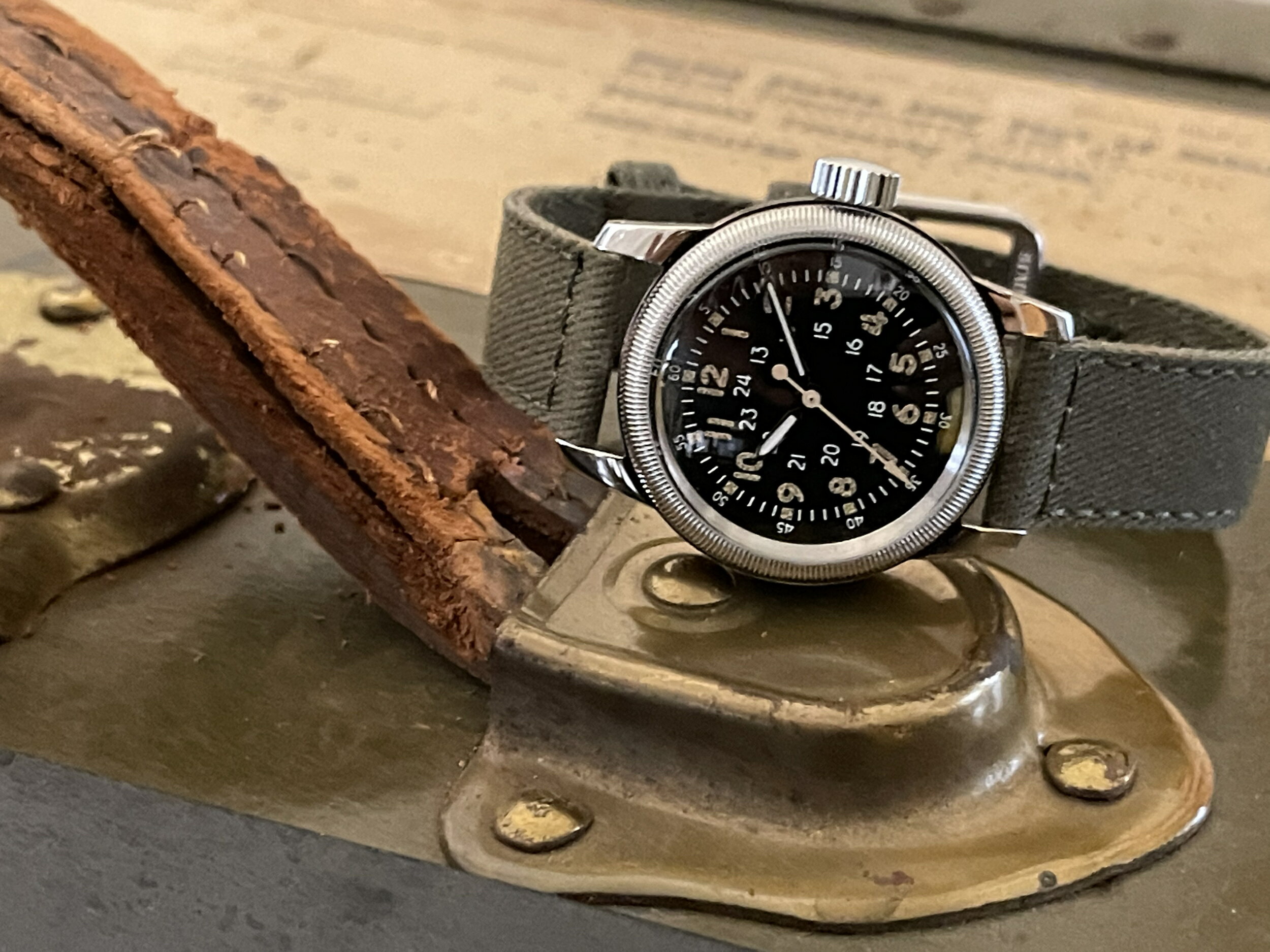 M.R.M.W. モントルロロイミリタリーウォッチ 選べる9タイプ 腕時計 メンズ レディース TYPE A-17 タイプエー ヴィンテージ 12-17vin