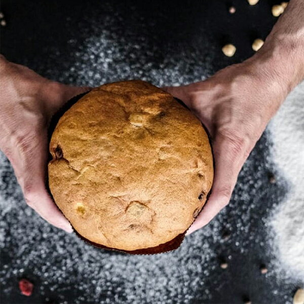 【送料無料&数量限定30個!】添加物不使用の絶品パネットーネ!100年以上受け継がれてきた天然酵母パネットーネ種で職人が人生を掛けて送り出す最高級品!バーギスパ...