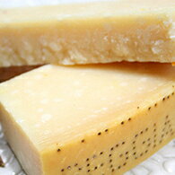 イタリア産 パルミジャーノ レッジャーノ　パウダー 24ヶ月熟成 無添加 100％ セルロース不使用 チーズ 【200g】【冷蔵/冷凍可】【D+2】