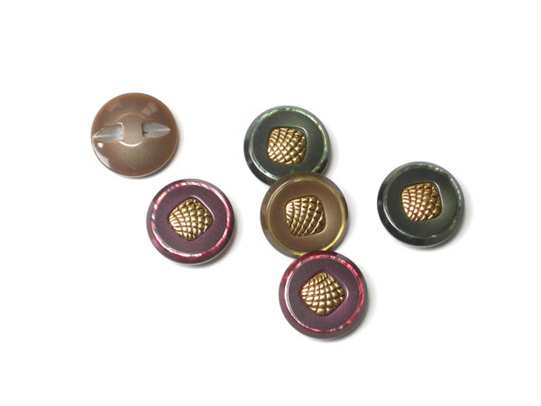 クチュールボタン 樹脂製 btp0029ゴールド 18mm 6個セット (レッド/グリーン/ブラウン)　【RCP】