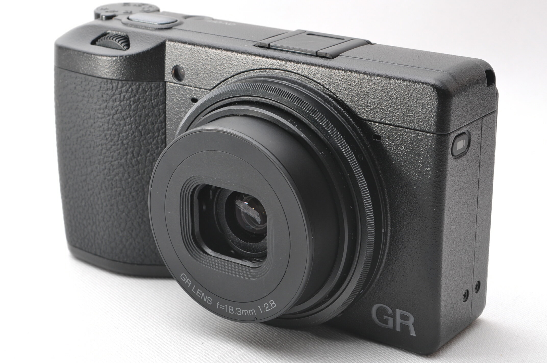 【中古】【1ヶ月保証】 リコー GR III デジタルコンパクトカメラ 2424画素