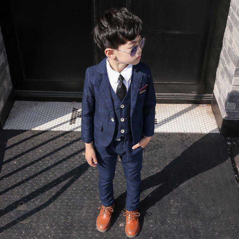 Rakuten - 6点セット 子供スーツ 子供服 フォーマル スーツ 男の子 上下セット ジャケット　パンツ 　ネクタイ 蝶ネクタイ アクセサリ付き 長袖
