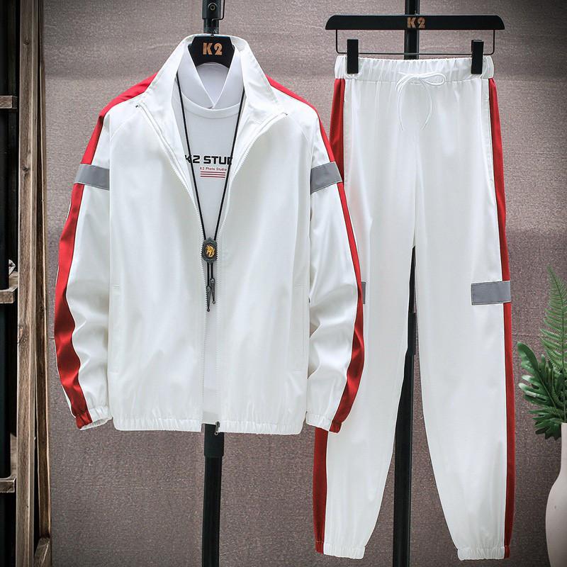 商品名 ジャージ 上下 メンズ セットアップ ジップアップ ジャケット ロングパンツ 上下セット トレーニングウェア 大きいサイズ スポーツ ダンス ゴルフ テニス ランニング カジュアル スタンダードジップジャケット トラックジャケット 散歩 薄手 春服 秋 ★商品の色は、撮影時の光や、お客様のモニターの色具合などにより、実際の商品と異なる場合がございます。あらかじめ、ご了承ください。 ★サイズ詳細等の測り方はスタッフ間で統一、徹底はしておりますが、実寸は商品によって若干の誤差がある場合がございますので、予めご了承ください。 ★製造ロットにより、細部形状の違いや、同色でも色味に多少の誤差が生じます。 ★同じ商品でも生産時期により形やサイズ、カラーに多少の誤差が生じる場合もございます。 ★管理システムにて複数店舗のを共有しているため、受注後欠品となる場合もございます。予め、ご了承お願い申し上げます。 ★出荷前に全て検品を行っておりますが、万が一商品に不具合があった場合は、お問い合わせフォームまたはメールよりご連絡頂けます様お願い申し上げます。速やかに対応致しますのでご安心ください。 メーカー希望小売価格はメーカーサイトに基づいて掲載しています