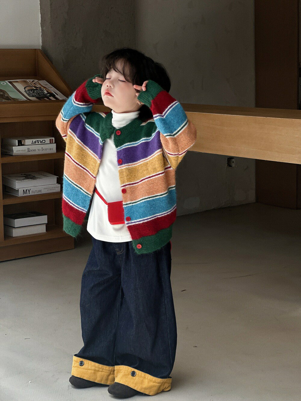 Rakuten - 秋冬 キッズ カーディガン 虹色 ボーダー ニット アウター 男女兼用 子ども カラフル ニット カーデ レトロ デザイン ゆったり シルエット 柔らかい 肌触り 防寒 おしゃれ かわいい カジュアル 通園 通学 コーデ 暖かい 長袖 羽織り 韓国風 トレンド 防寒着 ベビー ジュニア