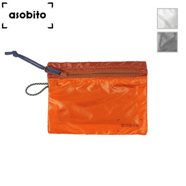 メーカー希望小売価格はメーカーカタログに基づいて掲載していますSpec ブランド名 asobito アソビト 商品名 ライトウェイトフラットポーチ カード メーカー型番 aba-015 サイズ 幅12×高さ8.5cm※メーカーサイズ参照 カラー OrangeWhiteBlack 詳細 &nbsp; 規格サイズにあわせた、すっと中身が入る軽量なマチなしポーチが登場●一回り大きいサイズのため、中身の出し入れをスムーズに行えます。●フックやカラビナに通しやすい、張りのある素材を使ったコードループ。　グローブを付けたままでも使いやすい素材を選びました。●バッグからの出し入れ時の引っ掛かりを、ファスナーの凸凹を裏側にすることで軽減。【重量】5g【材質】ポリナイロン ------------------------------------------------------------ ※モニタやPC環境等により実物と多少色合いが異なって見える場合もございます。 ※外箱がある商品につきましては生産、運搬の過程上、商品の箱(外箱)に多少の汚れや、破れ等が生じる場合がございます。 予めご了承の上お買い求め頂きます様、よろしくお願いいたします。 ※パターン生地を使用している商品によってはパターン位置に個体差がございます。予めご了承下さい。 ※一部商品画像にメーカー提供画像を使用している商品もございますので、仕様が予告なく変更される場合がございます。 ※複数のショッピングモールで同時販売しておりますので、在庫切れになってしまう場合がございます。 厳重に注意し在庫システムで管理を行っておりますが、お買い上げいただいた商品が品切れになってしまう場合がございます。 また、人気商品に関しましても複数のお客様が一度に購入を行い、在庫の反映が間に合わずご購入できてしまう場合がございます。 その際はお客様には必ずご連絡をさせていただきますが、万が一入荷予定がない場合はキャンセルさせていただく場合がございます。 大変申し訳ございませんがあらかじめご了承ください。 ※メール便発送対象商品に関しましては、メール便規定料金にてお送りします。 ※ガス缶などをご使用いただく商品の場合、同メーカーのものをご使用いただくことを推奨しております。 製品不良などが起こった場合、保証対象外となる場合がございます。 ------------------------------------------------------------