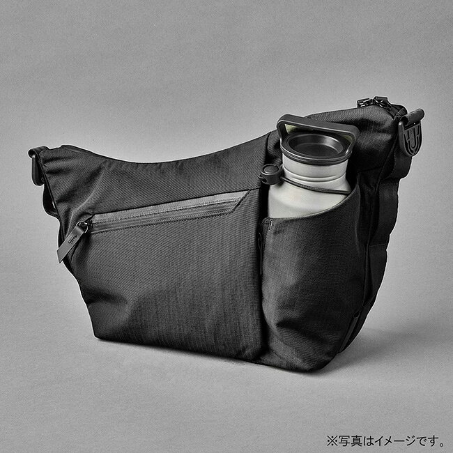 Highballの●ALPAKA アルパカ Flow Satchel 4L フローサッチェル 4185 【 カバン 肩掛け アウトドア ボディーバッグ スリングバッグ 】｜アングル2