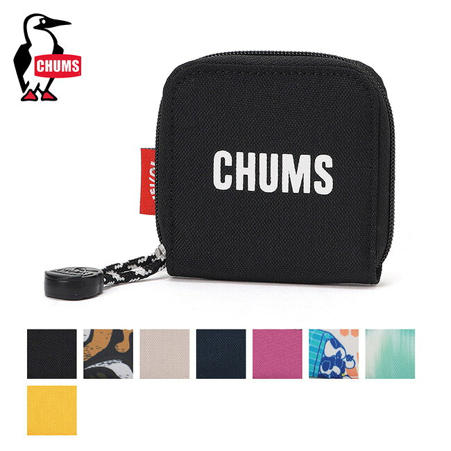 メーカー希望小売価格はメーカーカタログに基づいて掲載していますSpec ブランド名 CHUMS チャムス 商品名 Recycle CHUMS Square Coin Case リサイクルチャムススクエアコインケース メーカー型番 CH60-4027 サイズ H7×W7×D1.5cm※メーカーサイズ参照 カラー BlackForestGreigeNavyPurpleSentoWashYellow 詳細 &nbsp; 中身が見やすく取り出しやすい、手のひらサイズのコインケース【素材特性】使い終えた古着や工場での生産時に出た残反(生地)を原料にした、100％リサイクルポリエステルの「RENU(レニュー)」を採用。軽量でありながら耐久性にも優れ、デイリーからアウトドアまで気兼ねなく使える素材です。【商品仕様】・手のひらに収まるコンパクトサイズ・本体口：ファスナー仕様・中身が見やすく取り出しやすいデザイン・ワイヤレスイヤホンや目薬などの小物の収納にも◎・前面にCHUMSロゴプリント----------------------------------【素材】RENU Recycle Polyester100% ------------------------------------------------------------ ※モニタやPC環境等により実物と多少色合いが異なって見える場合もございます。 ※外箱がある商品につきましては生産、運搬の過程上、商品の箱(外箱)に多少の汚れや、破れ等が生じる場合がございます。 予めご了承の上お買い求め頂きます様、よろしくお願いいたします。 ※パターン生地を使用している商品によってはパターン位置に個体差がございます。予めご了承下さい。 ※一部商品画像にメーカー提供画像を使用している商品もございますので、仕様が予告なく変更される場合がございます。 ※複数のショッピングモールで同時販売しておりますので、在庫切れになってしまう場合がございます。 厳重に注意し在庫システムで管理を行っておりますが、お買い上げいただいた商品が品切れになってしまう場合がございます。 また、人気商品に関しましても複数のお客様が一度に購入を行い、在庫の反映が間に合わずご購入できてしまう場合がございます。 その際はお客様には必ずご連絡をさせていただきますが、万が一入荷予定がない場合はキャンセルさせていただく場合がございます。 大変申し訳ございませんがあらかじめご了承ください。 ※メール便発送対象商品に関しましては、メール便規定料金にてお送りします。 ※ガス缶などをご使用いただく商品の場合、同メーカーのものをご使用いただくことを推奨しております。 製品不良などが起こった場合、保証対象外となる場合がございます。 ------------------------------------------------------------