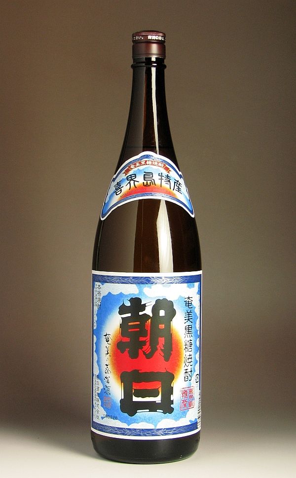 朝日(あさひ)30度 1800ml【朝日酒造】(黒糖焼酎 朝日 黒糖 喜界島 内祝い 鹿児島 お酒 還暦祝い 手土産 焼酎 退職祝い 開店祝い お返し 九州 ギフト 誕生日プレゼント お礼 焼酎のひご屋)