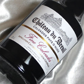 【正規品】シャトー・ド・ブルイユ　フィーヌ・カルヴァドス　ペイ・ドージュ　Chateau du Brruil Fine Calvados Pays d'Auge フランス/カルヴァドス/ブランデー/700ml/40度