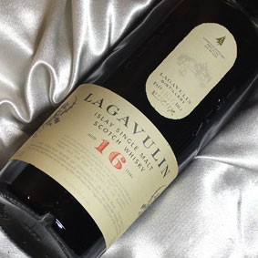 ☆★期間限定特別価格★☆　 ラガヴーリン 16年 箱付き Lagavulin Aged 16 Years ウイスキー/シングルモルト/アイラ島 Islay Single Malt Scotch Whisky