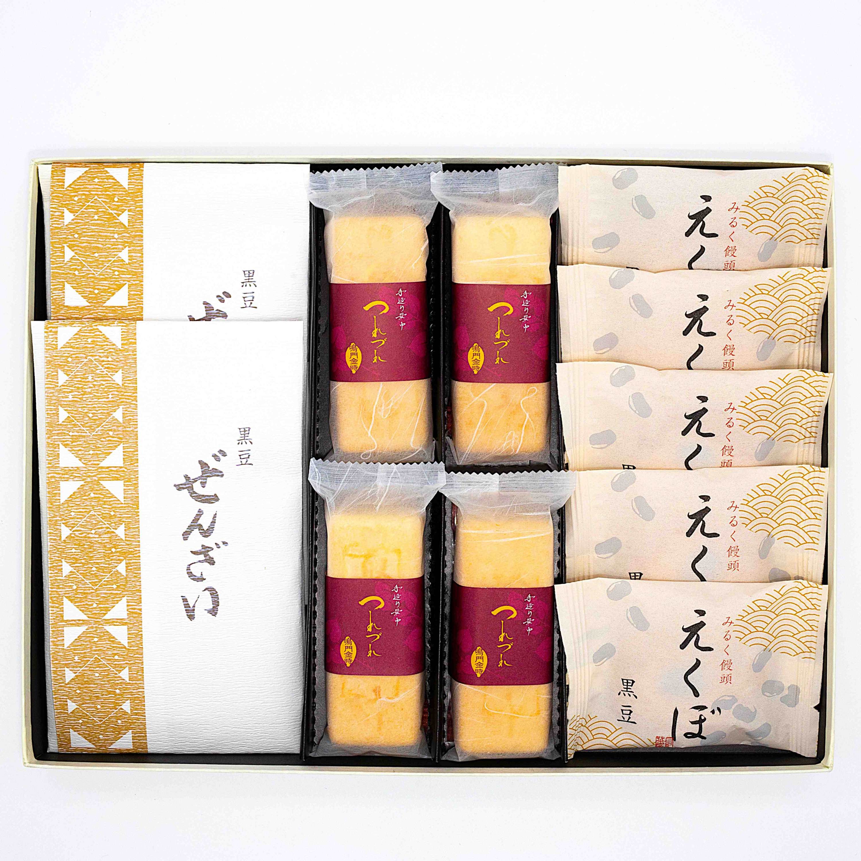 商品情報名称日影撰華菓詰合せ11個入（SEN-11）原材料【みるく饅頭えくぼ】白生餡（国内製造）、砂糖、小麦粉、加糖れん乳、液卵、脱脂粉乳、バター、黒豆かのこ豆、クリーム、加糖卵黄、はちみつ、乳等を主要原料とする食品、牛乳／トレハロース、膨張剤、香料、乳化剤、着色料（ビタミンB2）、（一部に小麦・卵・乳成分・大豆を含む）【手造り最中つれづれ芋餡】〈最中餡〉芋餡（国内製造）、砂糖、水飴、寒天、食塩／トレハロース、グリシン、香料〈最中種〉もち米（国産）【黒豆ぜんざい】砂糖(国内製造)、黒大豆、小豆、還元水あめ、くず粉、食塩、（一部に大豆を含む）特定原材料28品目等小麦・卵・乳成分・大豆※みるく饅頭えくぼ：はちみつを使用しておりますので乳幼児には与えないでください。【栄養成分表示】（推定値）（1個当たり）　【みるく饅頭えくぼ】熱量：108kcal／たんぱく質：2.6g／脂質：2.3g／炭水化物：19.6g／食塩相当量：0.07g【手造り最中つれづれ芋餡】〈最中餡・最中種〉熱量：83kcal／たんぱく質：0.8g／脂質：0.1g／炭水化物：20.3g／食塩相当量：0.03g【黒豆ぜんざい】　　熱量：258kcal／たんぱく質：7.4g／脂質：3.6g／　炭水化物：48.9g／食塩相当量：0.11g内容量11個入：みるく饅頭えくぼ×5個、手造り最中つれづれ芋餡×4個、黒豆ぜんざい×2個賞味期限製造から70日賞味期限は製造加工日を基準に記載しております。商品到着後の日持ち期限は配送日数などにより異なりますので、あらかじめご了承ください。【開封後はお早めにお召し上がりください。】保存方法高温多湿を避け、常温で保存してください。販売株式会社　日影茶屋神奈川県三浦郡葉山町堀内16葉山日影茶屋 日影撰菓詰合せ11個入（SEN-11） 葉山 お手土産 和菓子 スイーツ お取り寄せ グルメ 全国送料無料 高級 ギフト※写真は商品イメージです。のし、手提げ袋をご希望の方は購入ページから選択、または配送希望の自由記入欄に記入してください。 日影撰菓詰合せ11個入（SEN-11）葉山の地より、心と心を結ぶ、冬の便りをお届けします。 「みるく饅頭えくぼ」ミルク餡をしっとりした生地で包み込んで北海道産の黒豆を添えました。「手造り最中つれづれ」鳴門金時の芋餡と風味豊かな最中種を手作りで合わせるサクサク食感の最中です。「黒豆ぜんざい」北海道産の黒豆を贅沢に味わう、こだわりのぜんざいです。北海道産の小豆の風味と黒豆の香ばしさ、口当たりなめらかで上品な味をお楽しみください。 2