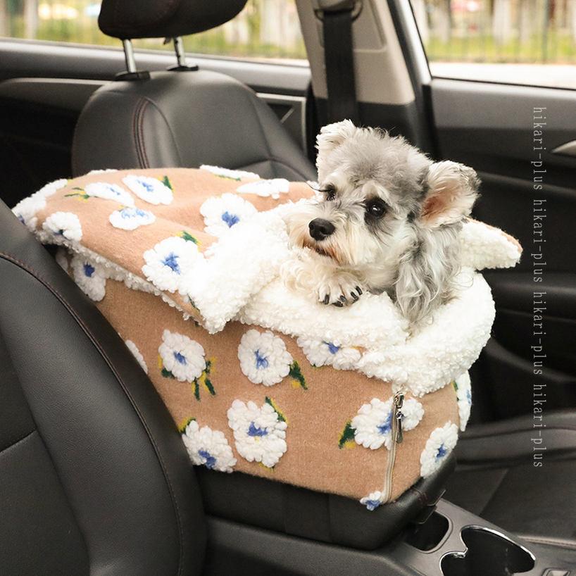 1000円OFFクーポン 犬用 ドライブベッド ドライブボックス アームレスト 小型犬/中...