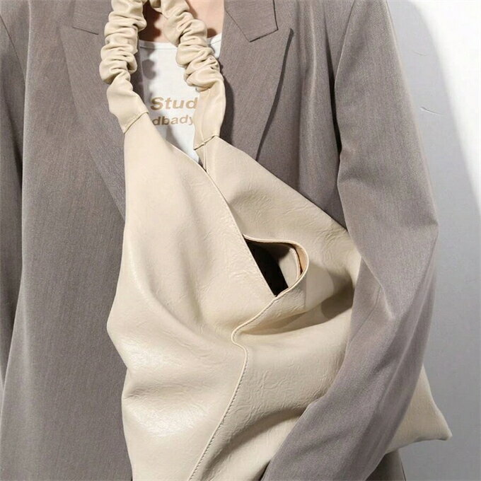 手作りのプリーツショルダーストラップ、無地のミニマリストなホワイトのベジタブルレザー素材、シンプ..