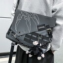 キャンバス素材 大容量 カジュアル バケーション スタイル メンズ グラフィティチェーン ショルダーバッグ、パンク スタイル レジャーバッグ ギフトペンダント ...