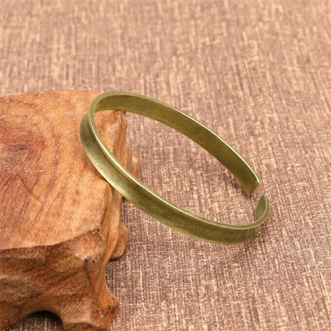 バングル 調節可能 銅ブレスレット、ファッションジュエリーギフト、ビンテージスカルメンズパンクブレスレット、ハロウィンクールジュエリー、クラシックファッション耐...