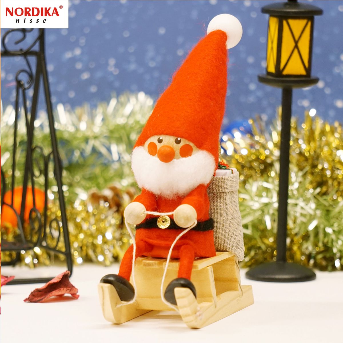 【30％OFFクーポン 在庫品限り】正規品 ノルディカ ニッセ NORDIKA nisse クリスマス人形 そりに乗ったサンタ 約150mmのサムネイル