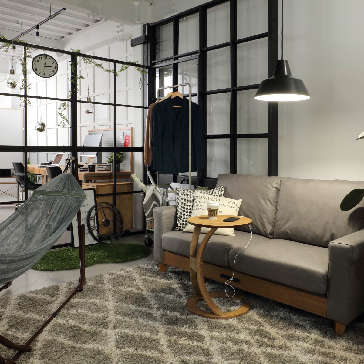 壁面収納 ハンガーラック コートハンガー ディスプレイ システム収納 コーナー設置対応 L字対応 組み合..