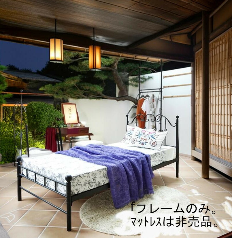 可愛い アイアンベッド スチールベッド メッシュ ベッド シングル セミダブル おしゃれ かわいい 黒 白 ロココ調 ゴスロリ調