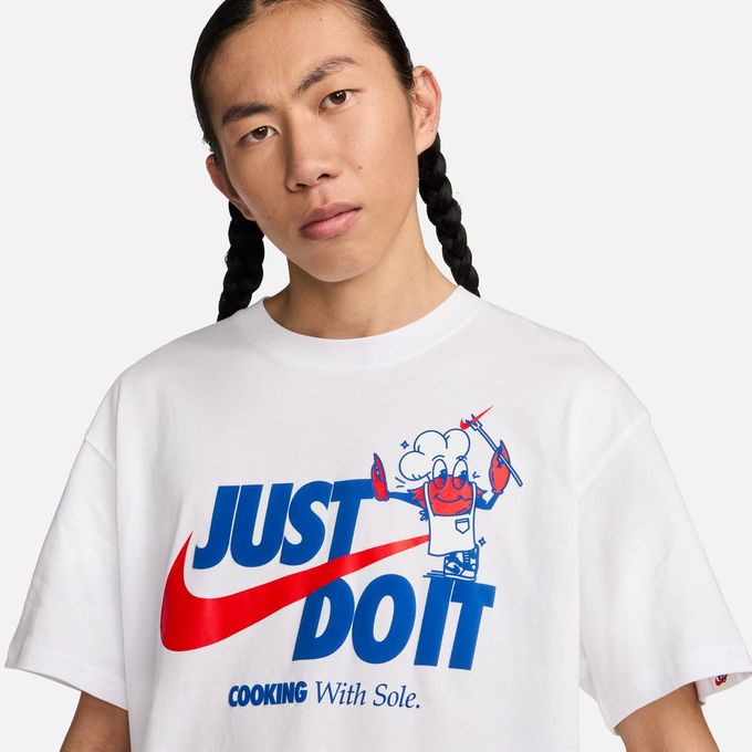 ナイキ Tシャツ 半袖 メンズ NSW クッキング カニTシャツ FV3750-100 NIKE