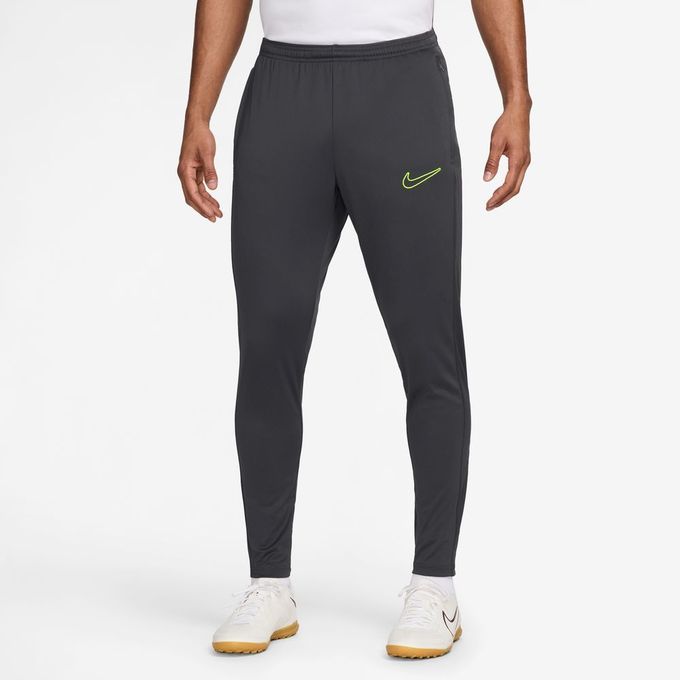 NIKE - ナイキ ピステ 上下セットの通販 by mimin＊330｜ナイキ