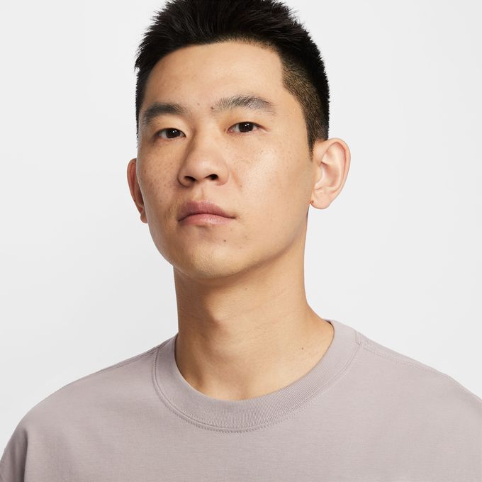 【6月10日限定！条件達成で最大6000ポイント還元！】ナイキ Tシャツ 半袖 メンズ N...