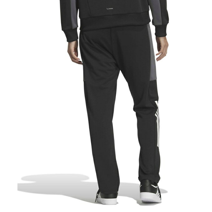【全品対象最大10％OFFクーポン！ 8/4 20:00〜8/11 1:59】アディダス adidas ジャ...