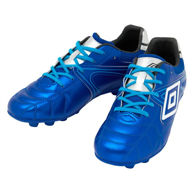 『ACCERATOR』シリーズのスタータープレーヤー向けシューズ。 ■カラー：BLWH ( BLUE/WHITE/BLUE ) ■サイズ：19.0～24.0cm ■素材： アッパー/合成皮革、合成繊維 アウトソール/ゴム底 ■特長： ・GAINA ・ワイド ・日本国内企画のラスト。 ・アンブロが持つフィッティングサポートファンクションのAフレームを補強パーツとして採用することで、中足部から後足部にかけてのホールド感と安定性をサポート。 ・ジュニア世代の足への負担を考えたクッション性のあるラバー製スパイクソール。 ・アッパー材全体に耐久性のある合成皮革を採用。 ・前足部のステッチは足あたりに考慮して配置。 ・地面からの突き上げを感じやすい踵部分に衝撃緩衝材『U/メモリーF』を搭載。 ・シューホール位置を見直し、フィット感に考慮した設計。 ・取り外し可能なEVAインソール。 ・遮熱塗装材のGAINAをシューズ中底に搭載することで、外部からの足裏への熱伝導を減らし、足裏のトラブルを軽減。 ・使用推奨サーフェイス/天然芝、人工芝、土 ■原産国：ミャンマー 検索ワード：サッカーシューズ サッカー スパイク シューズ 靴 くつ キッズ 子供 ジュニア 子ども 子供用サッカー 少年サッカー