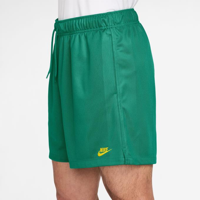 ヒマラヤ楽天市場店のナイキ(NIKE) ハーフパンツ メンズ CLUB FLW エンボスSP FTBL II4374-365｜アングル3