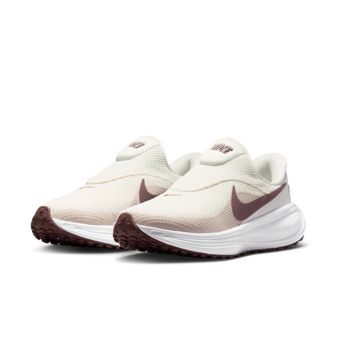 ナイキ(NIKE) ランニングシューズ レディース 26SU レボリューション8 ESY HQ2415-002